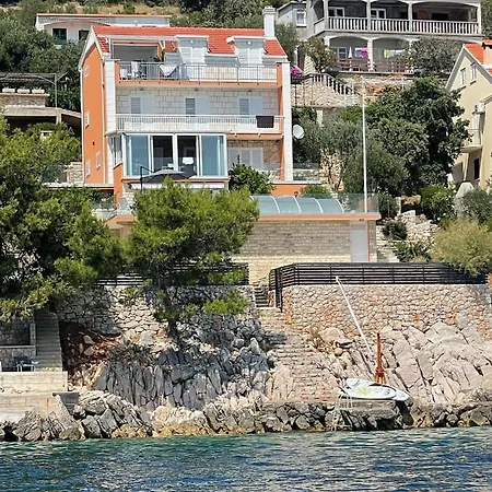 Holiday home Desiree